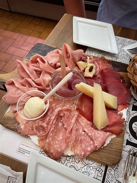 The Best Places to Eat in Bologna - Traveling Foodie Mom