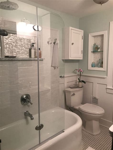 Pin by Lunabink on Small bathroom redo | Small bathroom redo, Small ...