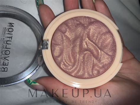 Makeup Revolution Powder Highlighter - Хайлайтер для лица: купить по ...