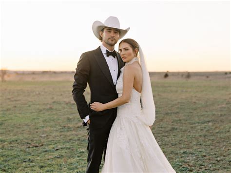 What to wear to a ranch wedding 60 photos - Astyledwedding.com