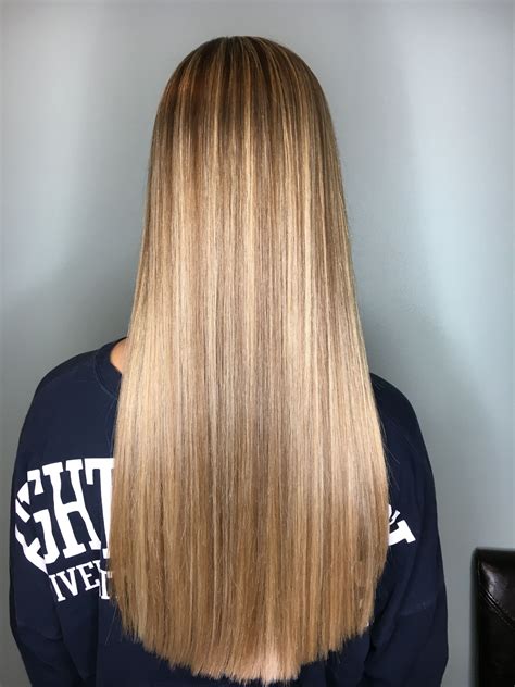 New color techniques will change how we style long blonde hair 3