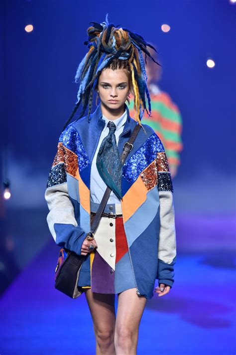 DASHA KHLYSTUN at Marc Jacobs Runway Show at New York Fashion Week 09