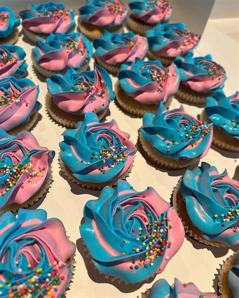 Ainslee CakeSmith (@ainslee_cakesmith) • Instagram photos and videos