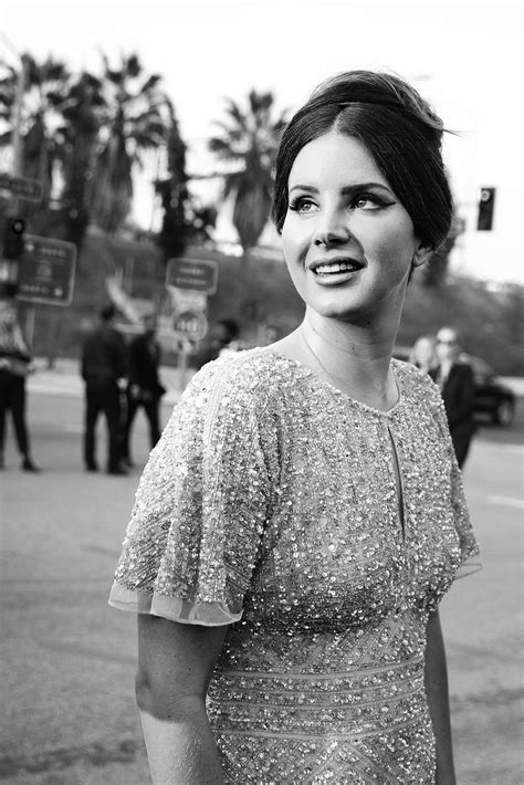 Lana Del Rey Black And White Photos