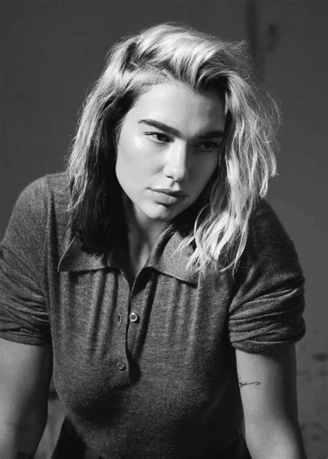 dua lipa, lesbian wife material - future nostalgia