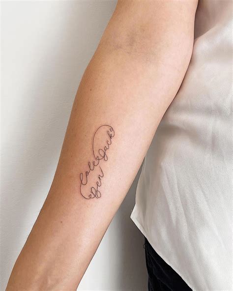15 tatuajes con nombres: pequeños, infinito, hijos…