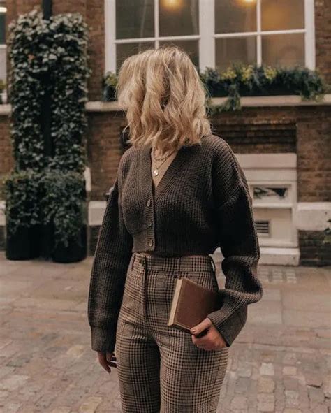 70+ Stunning Dark Academia Outfits Female for Spring, Summer, Fall and ...