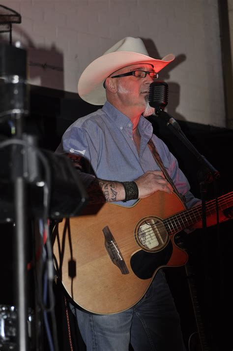 KRIS ROBYAN / FANPAGINA | COUNTRYDANCEFRIENDS