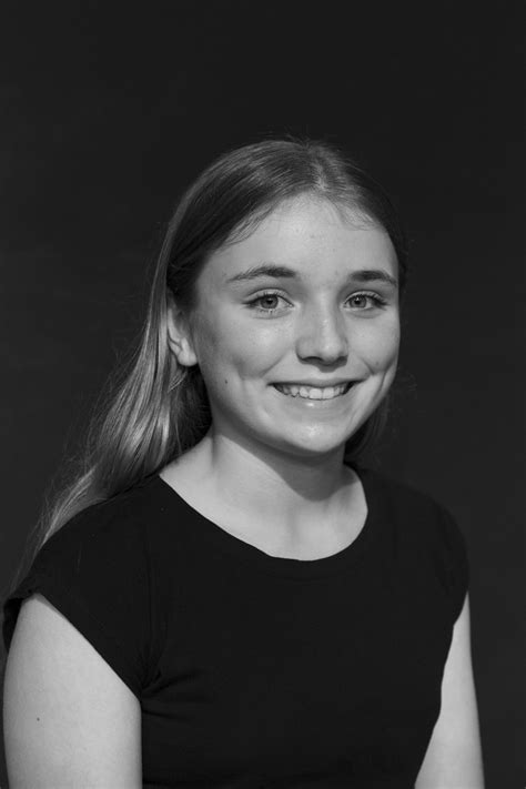 Elsie Steele's Instagram, Twitter & Facebook on IDCrawl