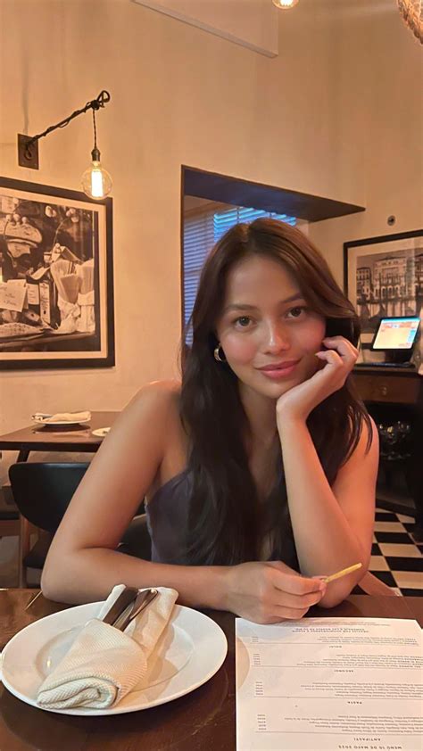 Dinner with Fiona : r/fiona_barron