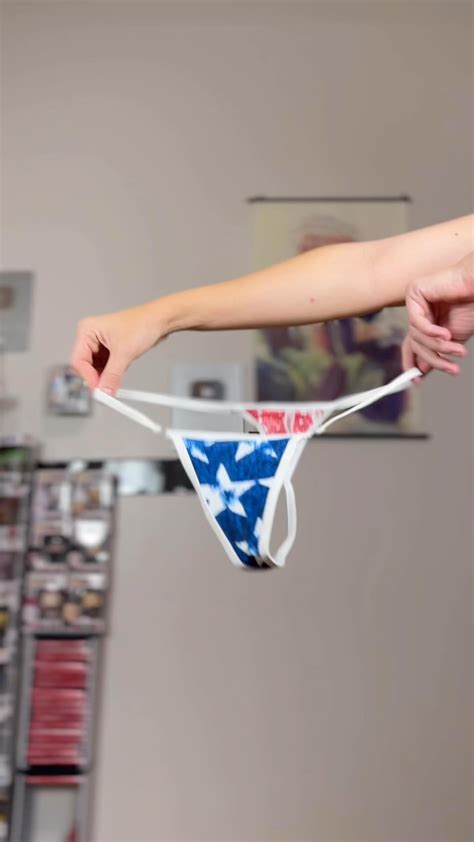 Devon Jenelle | 🤭 | Instagram