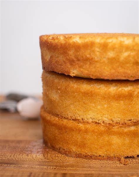 The BEST Carrot Cake Cupcakes – Moist, Fluffy & Easy!