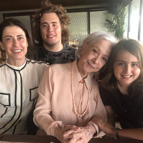 Quantos Filhos Tem A Fernanda Montenegro - Fernanda Montenegro: biografia, carreira - Mundo Educação