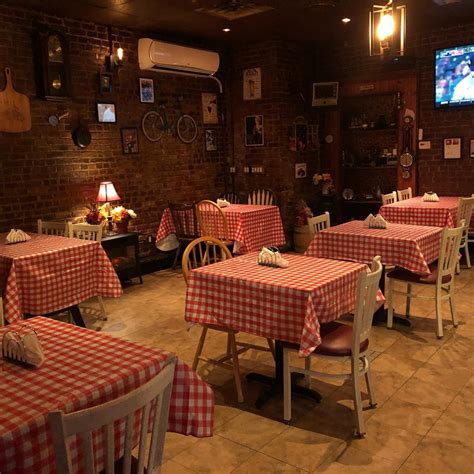 Lombardo's - Dobbs Ferry - Pizza Restaurant in Dobbs Ferry, NY | The Vendry
