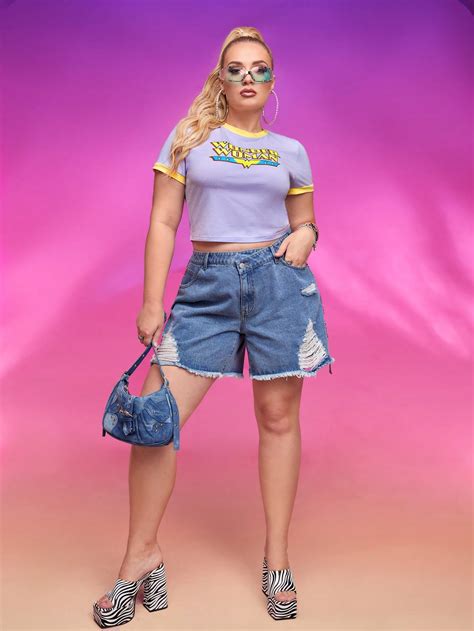 WONDER WOMAN X SHEIN Plus Star & Letter Graphic Contrast Trim Tee