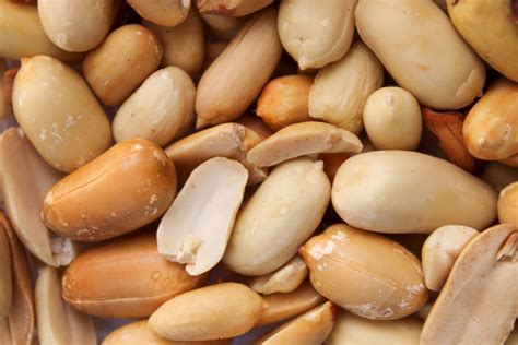 Novel peanut allergy treatment shown to be safe, effective and lasting