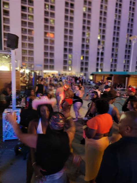 TW Pornstars - 1 pic. SWTFREAKXXX.COM 18+. Twitter. All you BBW AND