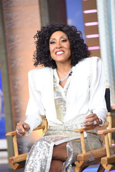 'GMA' anchors celebrate Halloween with 80s-themed costumes - Good