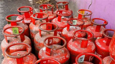 domestic lpg cylinders   qr codes    months iocl