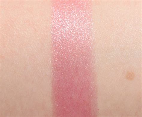 MAC Sweetie Lipstick Review & Swatches