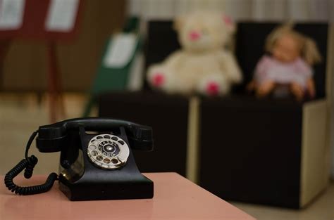 Как загубата на стационарния телефон промени семейния климат | TechNews.bg