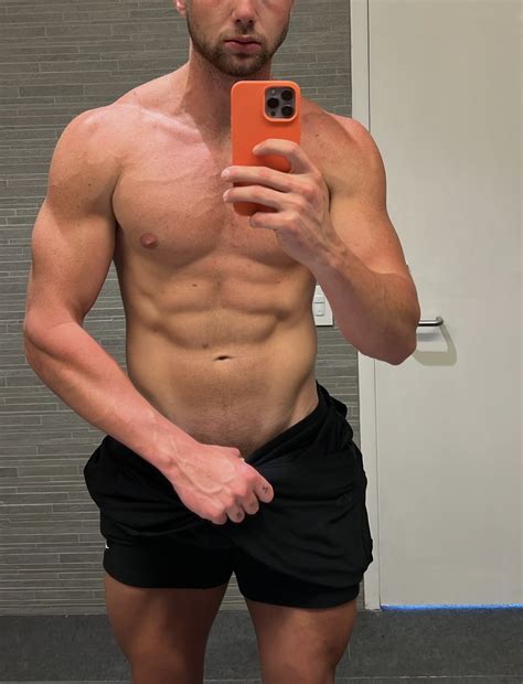 Harry Jowsey on Twitter: "https://t.co/1sq0ZDt15R" / Twitter