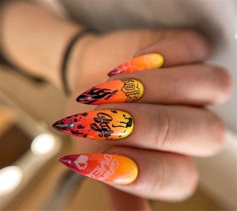 Маникюр стемпинг аэрография | Nails