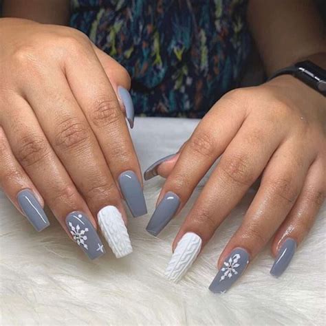 25 Winter Wonderland Nail Designs You Will Love - Social Beauty Club