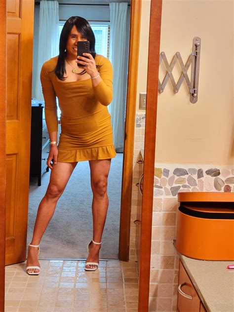 You can see my bulge...ohh so embarrassing 😳 🤦 😅. But sometimes I don't