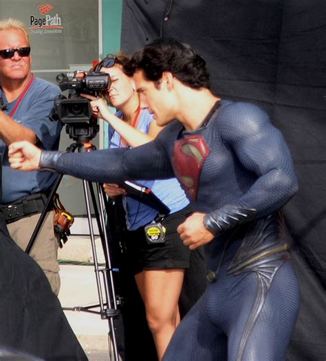 Poze Cu Noi Dezvaluiri Despre Costumul Lui Superman Din Man Of Steel