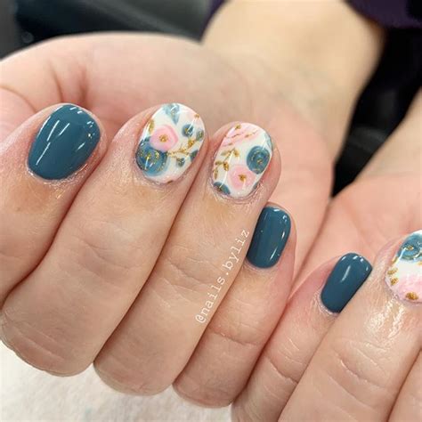 Liz | Lehi, Utah on Instagram: "🌸🌸🌸 . . . . #nails #gelnails # ...