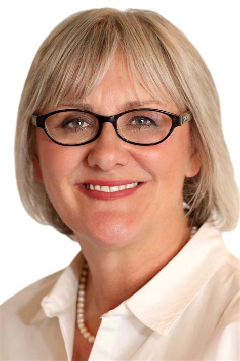 Julie Thompson: Recent Obituaries and Memorial Information 29