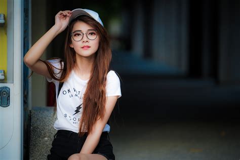 #1368849 4K, Asian, Glasses, Glance - Rare Gallery HD Wallpapers