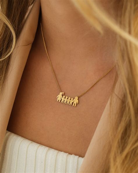 ketting man vrouw en vier kinderen goudkleurig drksnl