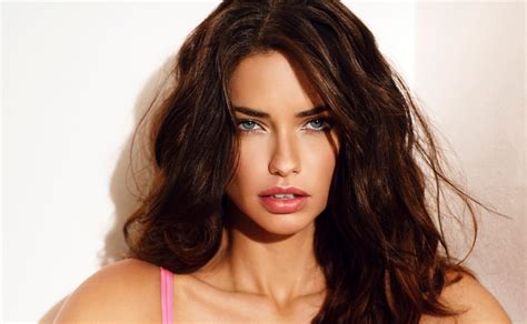 Stunning Adriana Lima HD Wallpaper