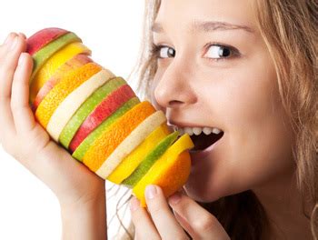 ПРОДУКТОВАЯ ЛИНИЯ ЖИЗНИ: ВИТАМИНЫ ДЛЯ ЖЕНЩИН: КАКИЕ КУПИТЬ?