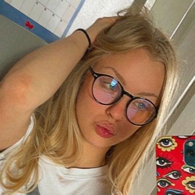 [Kylie Shay, 20] Interracial Riding : r/KylieShayx