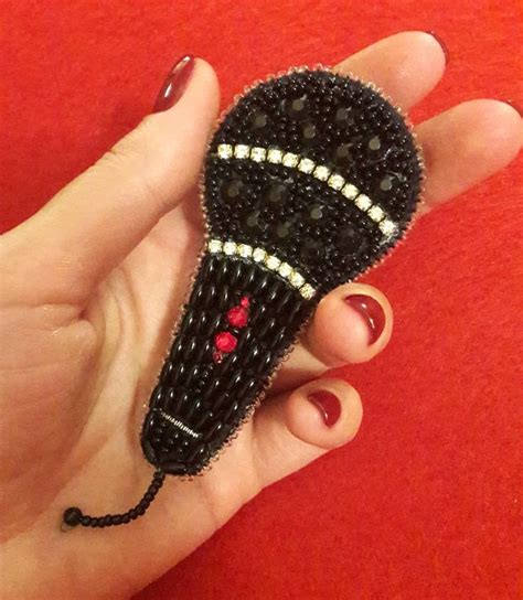 Микрофошка))🎤🎤🎤#брошьмикрофон#брошиизбисера#броширучнойработы#handmade# ...