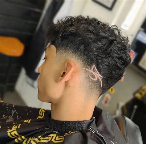 Low Fade Com Risco Z