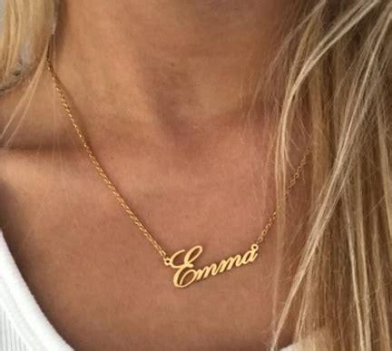 Custom name necklace - Ali Favorites
