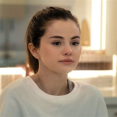 Selena Gomez Responds To [Hypothetical News Event] Backlash Image 11