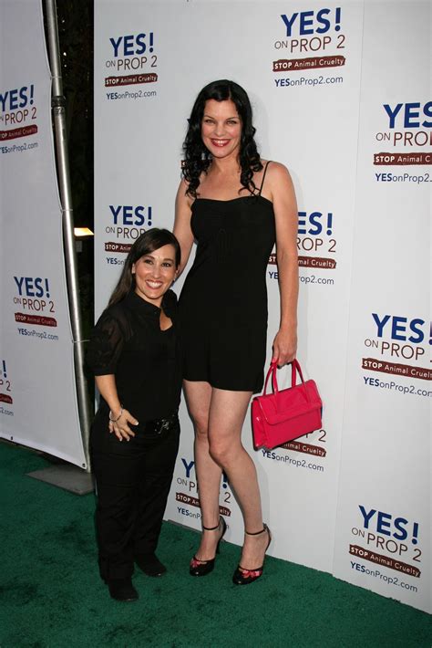 Meredith Eaton Paulety Perrette arriving at the YES on Prop 2 Campaign