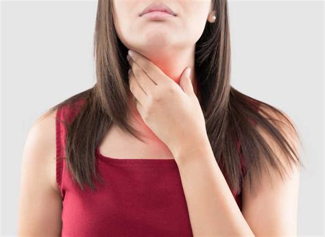 Garganta Vermelha E Irritada - Garganta inflamada: o que pode ser e como tratar