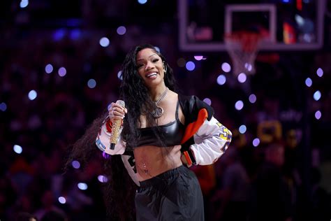 Young Thug Apologizes To GloRilla After Latest Leaked Jail Call