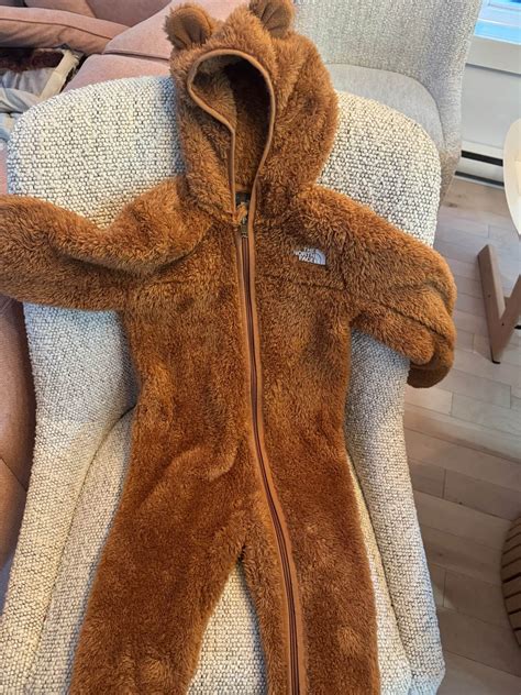 Article bébé maternité a vendre région montréal | Manteau North face