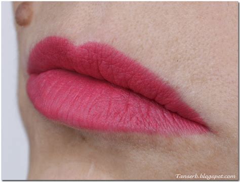 Помады Avon Матовый идеал : Review / Обзор