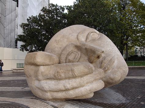 Head Hand Sculpture - Paris Free Photo Download | FreeImages