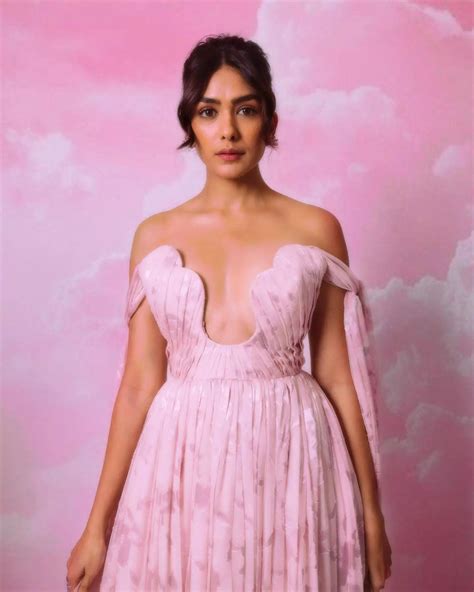 Mrunal Thakur High-Fashion Moments