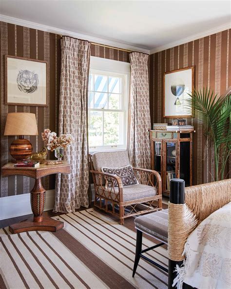 Grey Gardens' Colorful Makeover - Flower Magazine
