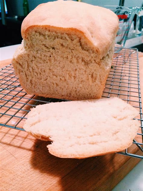 Fluffy White Bread by Rachel | Chef Us